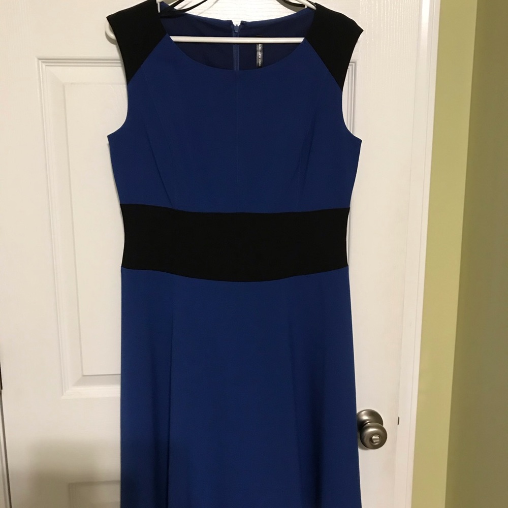Great dress for work or party!